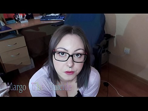 ❤️ Rapariga Sexy com Dildo de Óculos Chupa Profundamente na Câmara ️❌ Porno russo em pt.bdsmquotes.xyz ❤